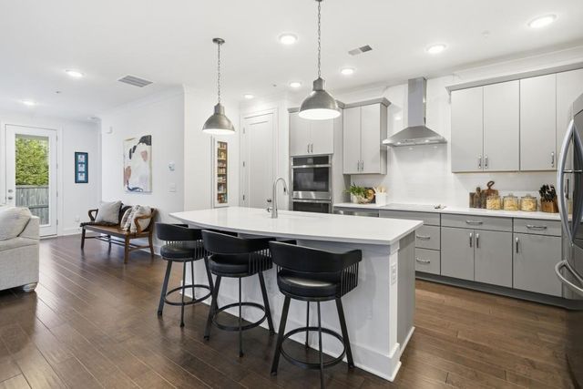 209 Floral Valley Drive, Woodstock, GA 30188