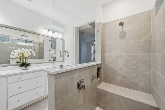 209 Floral Valley Drive, Woodstock, GA 30188