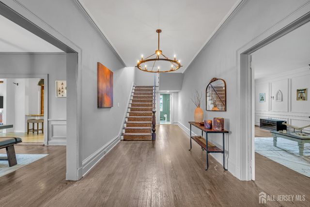 156 Cranbury Neck Road, Plainsboro, NJ 08512