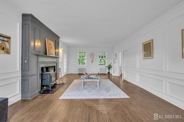 156 Cranbury Neck Road, Plainsboro, NJ 08512
