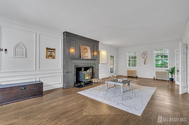 156 Cranbury Neck Road, Plainsboro, NJ 08512