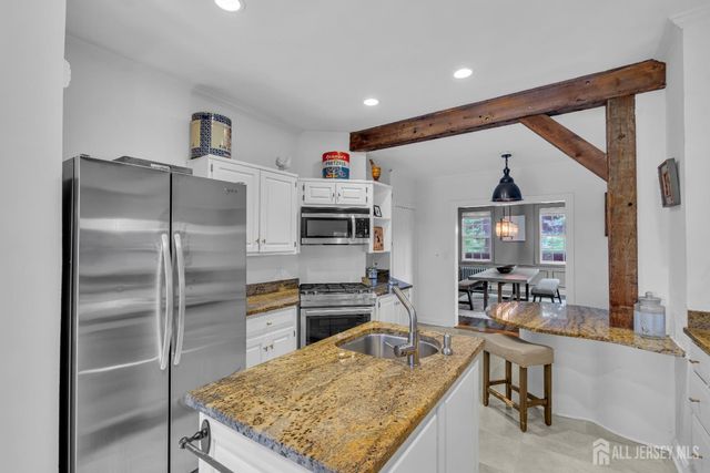 156 Cranbury Neck Road, Plainsboro, NJ 08512