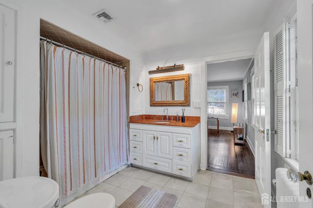 156 Cranbury Neck Road, Plainsboro, NJ 08512