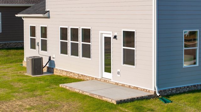 3911 Trinity Woods Rd, Columbia, TN 38401