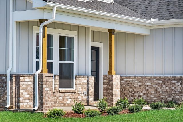 3911 Trinity Woods Rd, Columbia, TN 38401