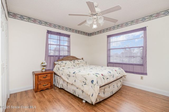 660 Grandeur Street SE, Palm Bay, FL 32909