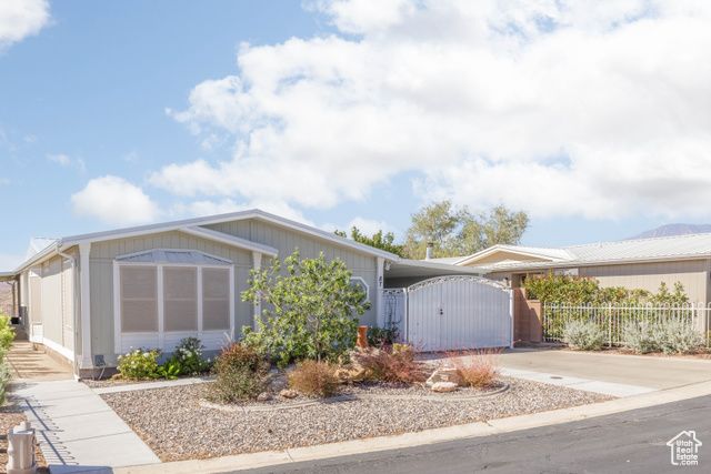 87 N 3950 W, Hurricane, UT 84737