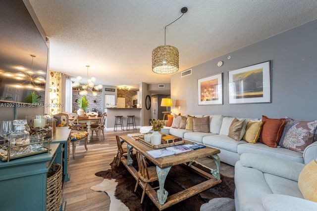 11780 Saint Andrews Pl 208, Wellington, FL 33414