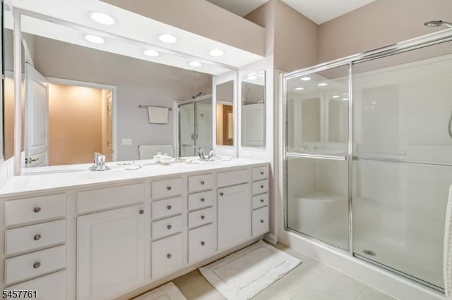 5223 Warrens Way, Wanaque Boro, NJ 07465