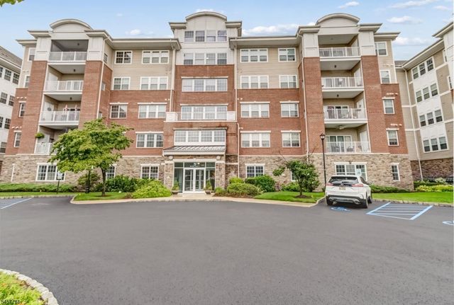 5223 Warrens Way, Wanaque Boro, NJ 07465