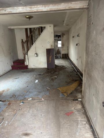 11842 155th Street, Baisley Park, NY 11434