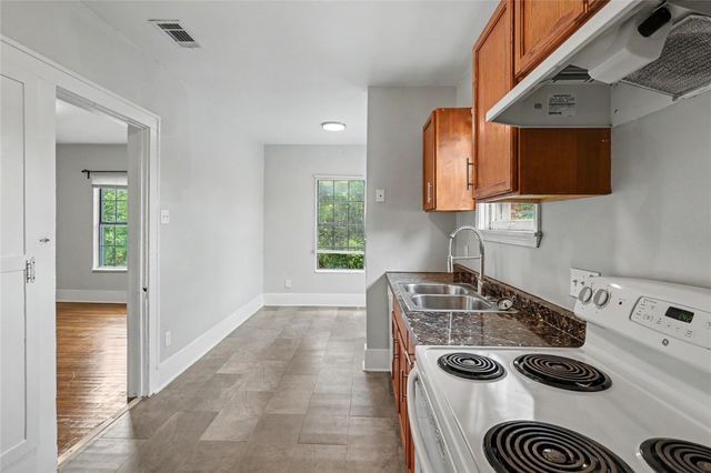 5121 Polk Street 2, Houston, TX 77023
