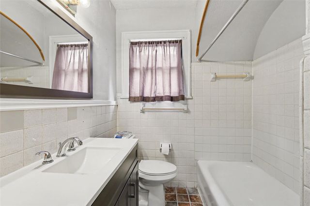 5121 Polk Street 2, Houston, TX 77023