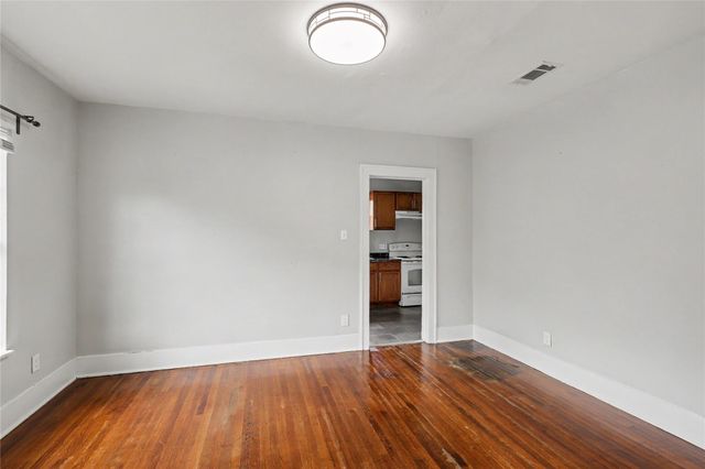 5121 Polk Street 2, Houston, TX 77023