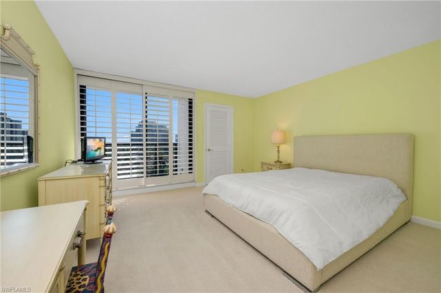 4901 Gulf Shore BLVD N # 803, Naples, FL 34103