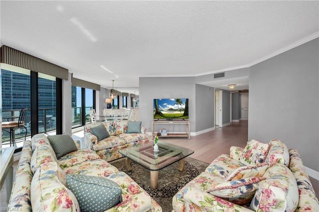 4901 Gulf Shore BLVD N # 803, Naples, FL 34103