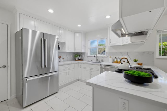 36391 Cherry Street, Newark, CA 94560