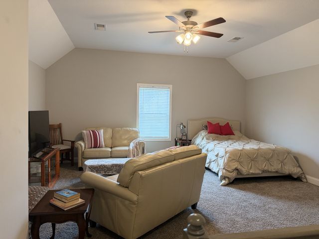 1448 Hereford Blvd, Clarksville, TN 37043