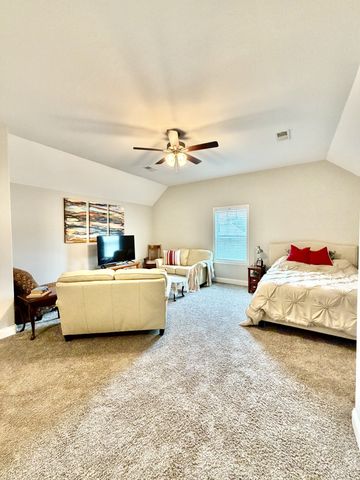 1448 Hereford Blvd, Clarksville, TN 37043
