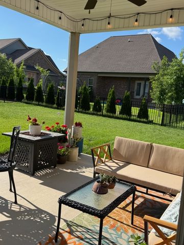 1448 Hereford Blvd, Clarksville, TN 37043
