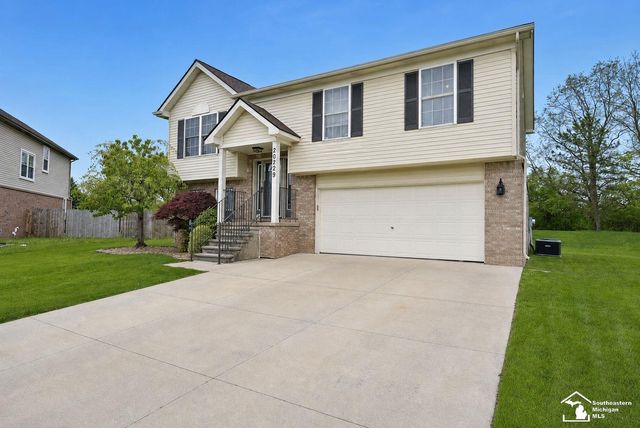 29229 Hunter Court, Brownstown Twp, MI 48183