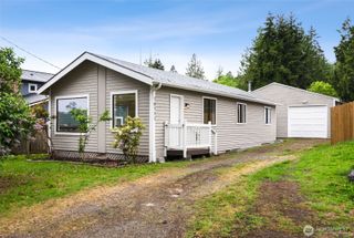 18771 Harris Avenue NE, Suquamish, WA 98392