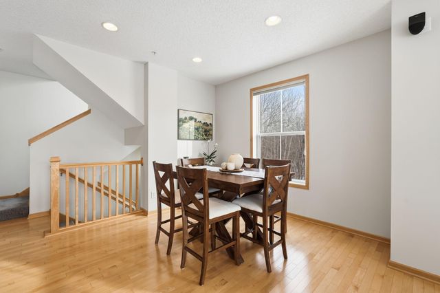 4605 Victor Path 1, Hugo, MN 55038