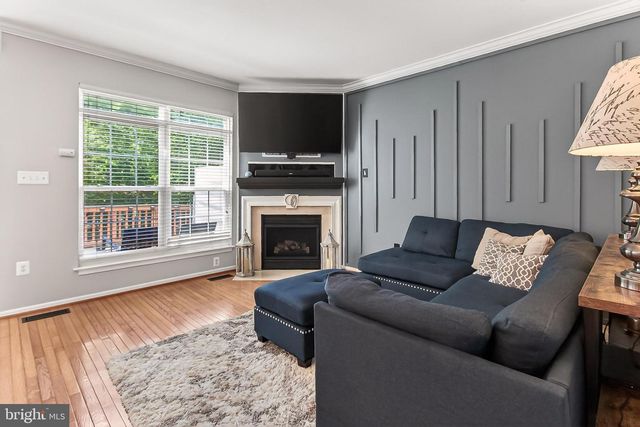 7304 HAMPTON MANOR PL, Springfield, VA 22150