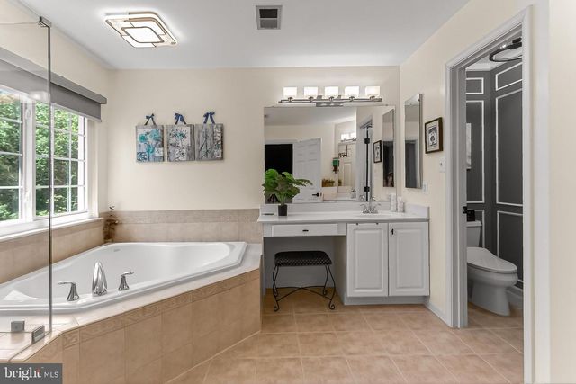 7304 HAMPTON MANOR PL, Springfield, VA 22150