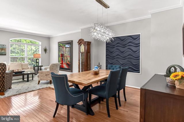 7304 HAMPTON MANOR PL, Springfield, VA 22150