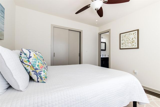 2806 Reagan Street 102, Dallas, TX 75219
