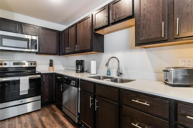 2806 Reagan Street 102, Dallas, TX 75219