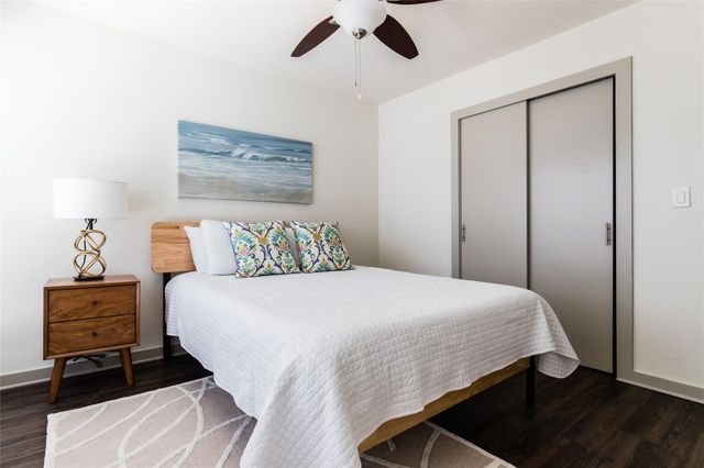 2806 Reagan Street 102, Dallas, TX 75219