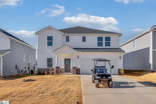 122 Firehole Road, Gray Court, SC 29645