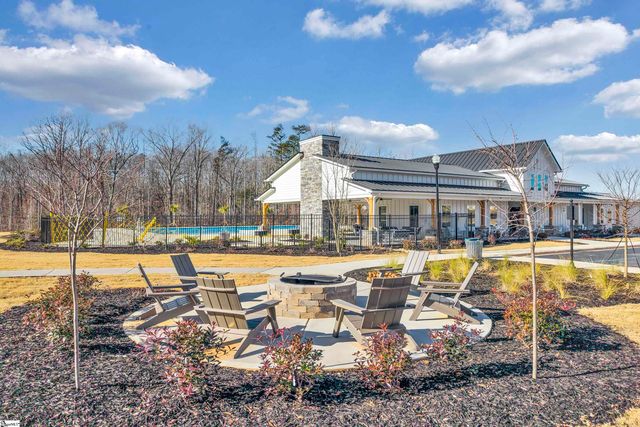 122 Firehole Road, Gray Court, SC 29645