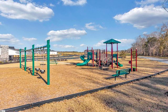 122 Firehole Road, Gray Court, SC 29645