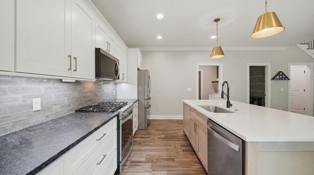 8645 Woodbury Acre Court, Harrison, TN 37341