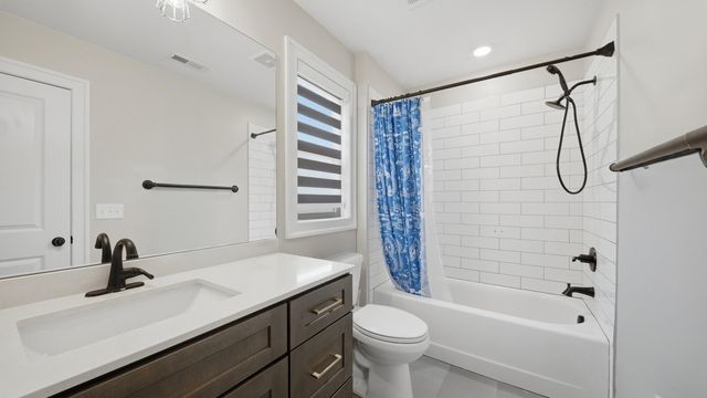 8645 Woodbury Acre Court, Harrison, TN 37341