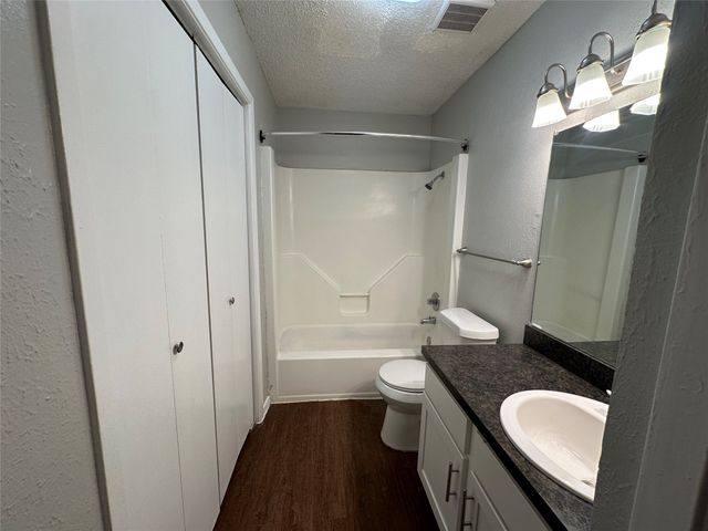 9696 Walnut Street 713, Dallas, TX 75243