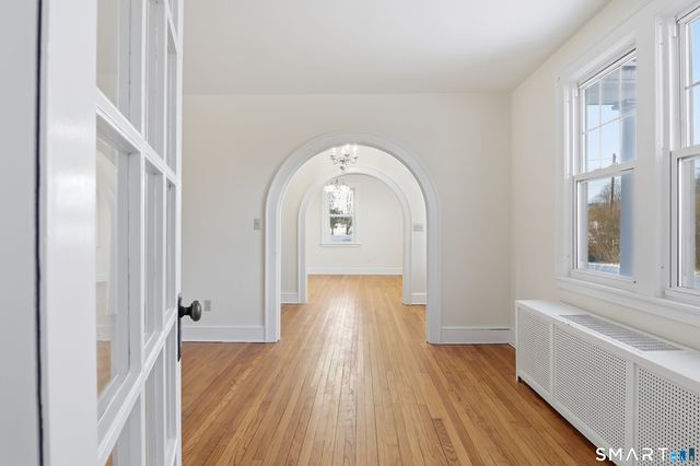 815 EAST MAIN Street, Branford, CT 06405