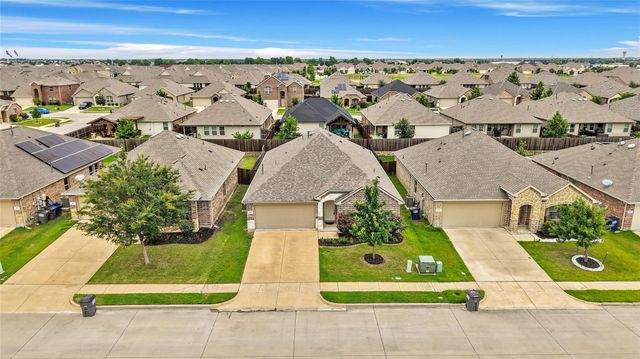 906 Silverbell Street, Princeton, TX 75407
