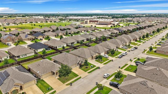 906 Silverbell Street, Princeton, TX 75407