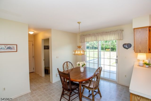 25 Farmhouse Rd, Alexandria Twp., NJ 08848