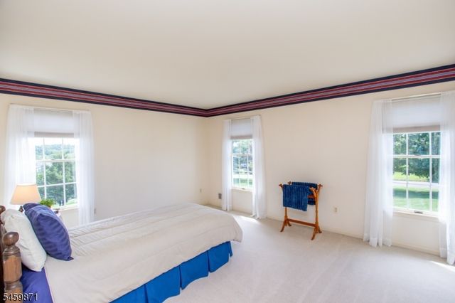 25 Farmhouse Rd, Alexandria Twp., NJ 08848