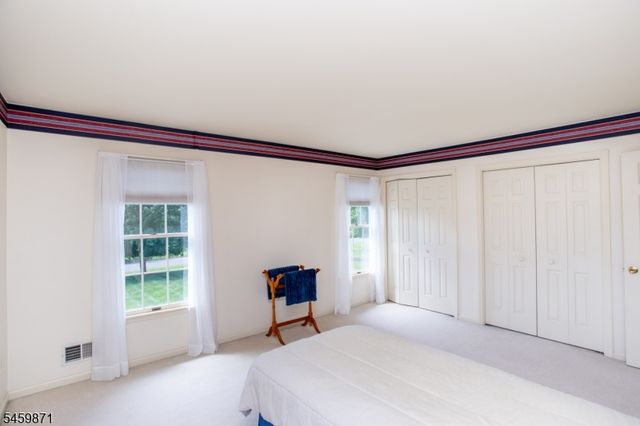 25 Farmhouse Rd, Alexandria Twp., NJ 08848