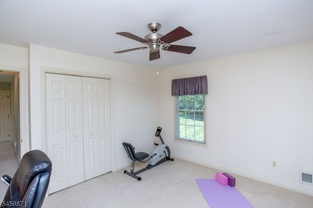25 Farmhouse Rd, Alexandria Twp., NJ 08848