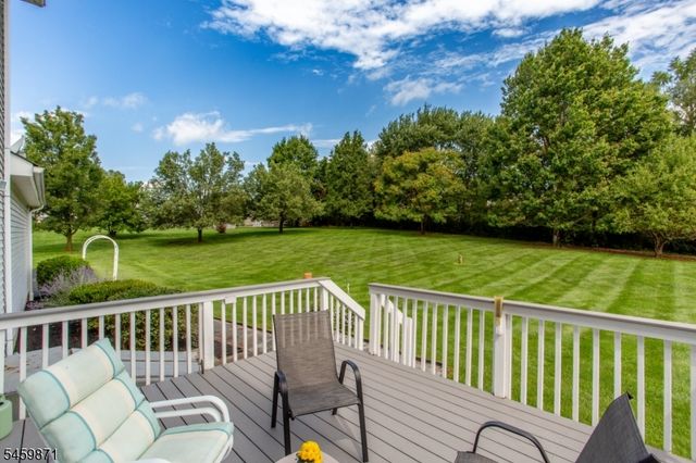 25 Farmhouse Rd, Alexandria Twp., NJ 08848