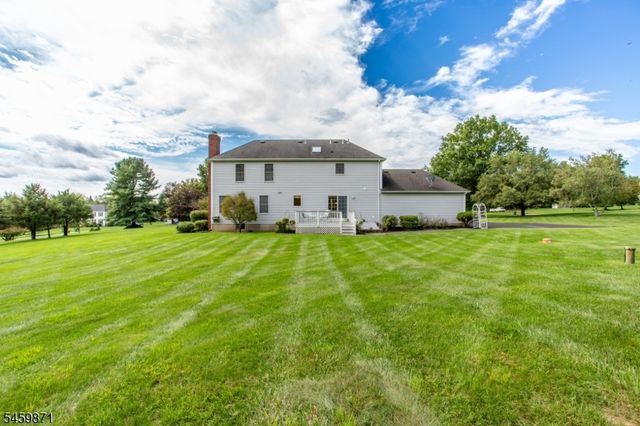 25 Farmhouse Rd, Alexandria Twp., NJ 08848