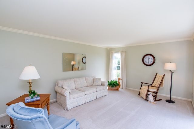 25 Farmhouse Rd, Alexandria Twp., NJ 08848