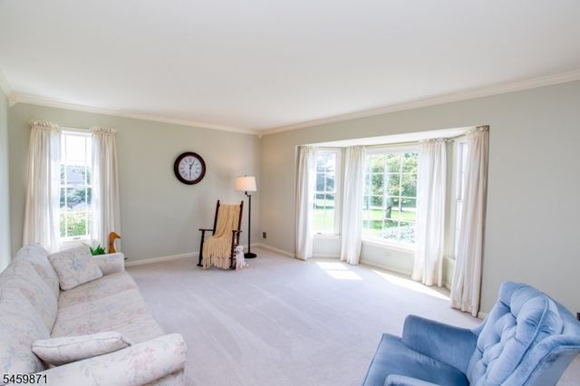 25 Farmhouse Rd, Alexandria Twp., NJ 08848